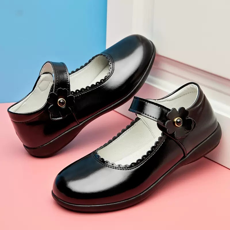 Picture of Girls Black Leather Shoes Performance Shoes Princess Shoes Small Leather Shoes Children's School Leather Soft Sole Shoes School Shoes
