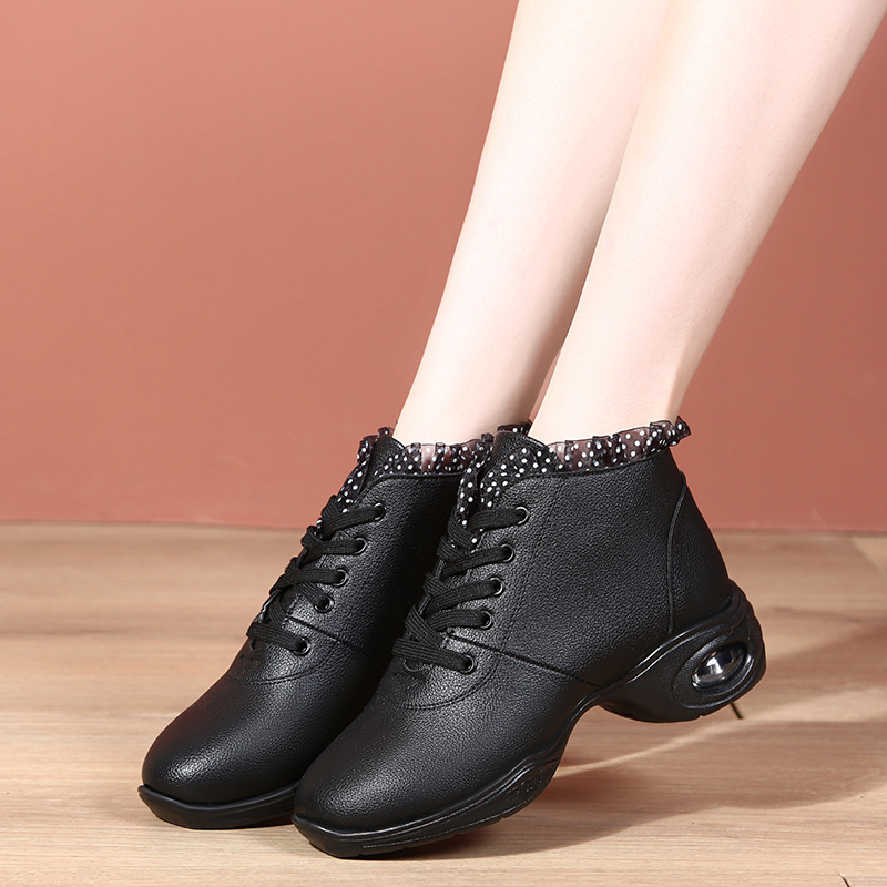 Spring 2021 New Latin dance shoes square dance shoes mid heel soft bottom practice air cushion cross-border products sneaker