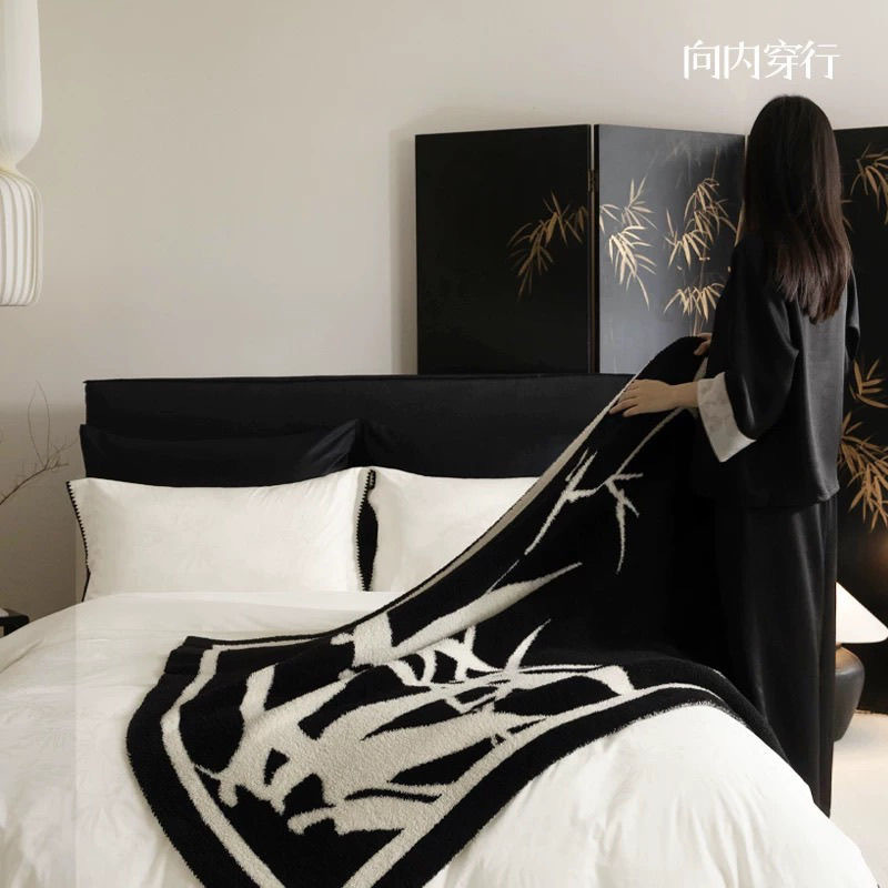 Inward walk through Class A half-side velvet national style bamboo blanket sofa blanket for bed office nap sofa blanket