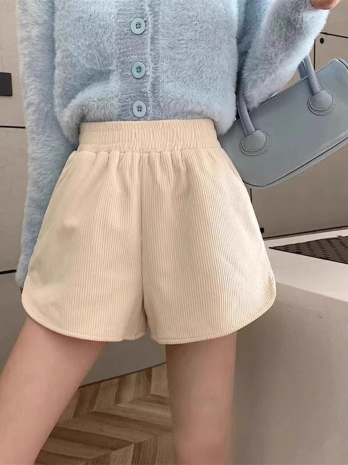 Corduroy Shorts for Women 2023 Autumn and Winter Elastic Waist Wide-Leg Pants Petite Fashion Boot Shorts Japanese and Korean Style