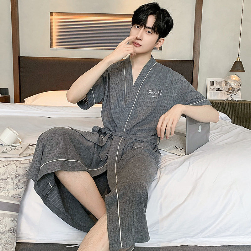 Short-sleeved Nightgown Men's Spring and Autumn Thin Cotton Casual Loose Hotel Bathrobe Youth Home Clothes plus size Men's Gown