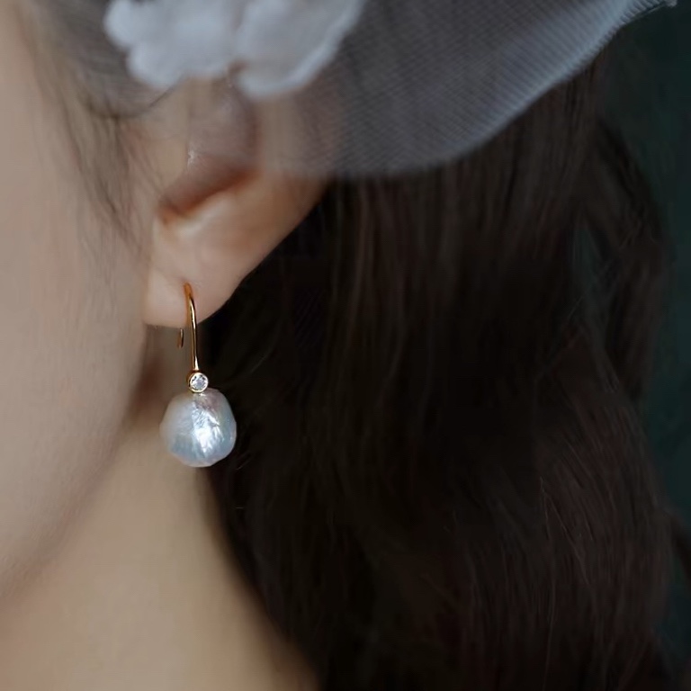 Encounter Beauty Natural Alien Baroque Pearl Earrings Large High-end Ear Studs Women's Retro Water Drop Ear Jewelry