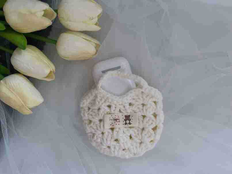 Picture of Hand-Knitted Mini Headphone Bag Dopamine Macaron Colorful Hollow Universal Wool Crochet Coin Purse