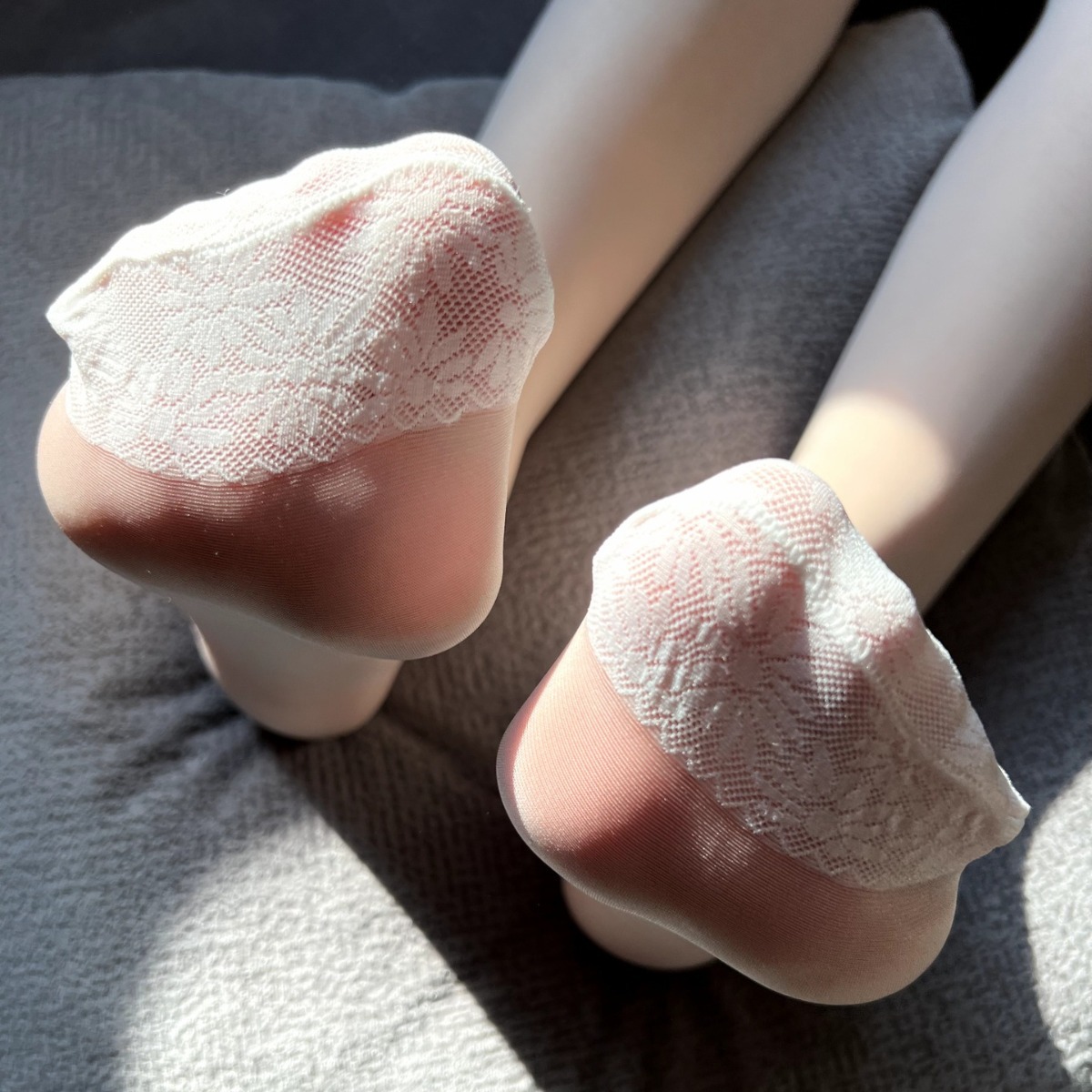 Linhai Yifei Clothing Co., Ltd. Love Hip Stockings Women's Lace Ultra-Thin Transparent Pantyhose Sexy Skin-Permeable