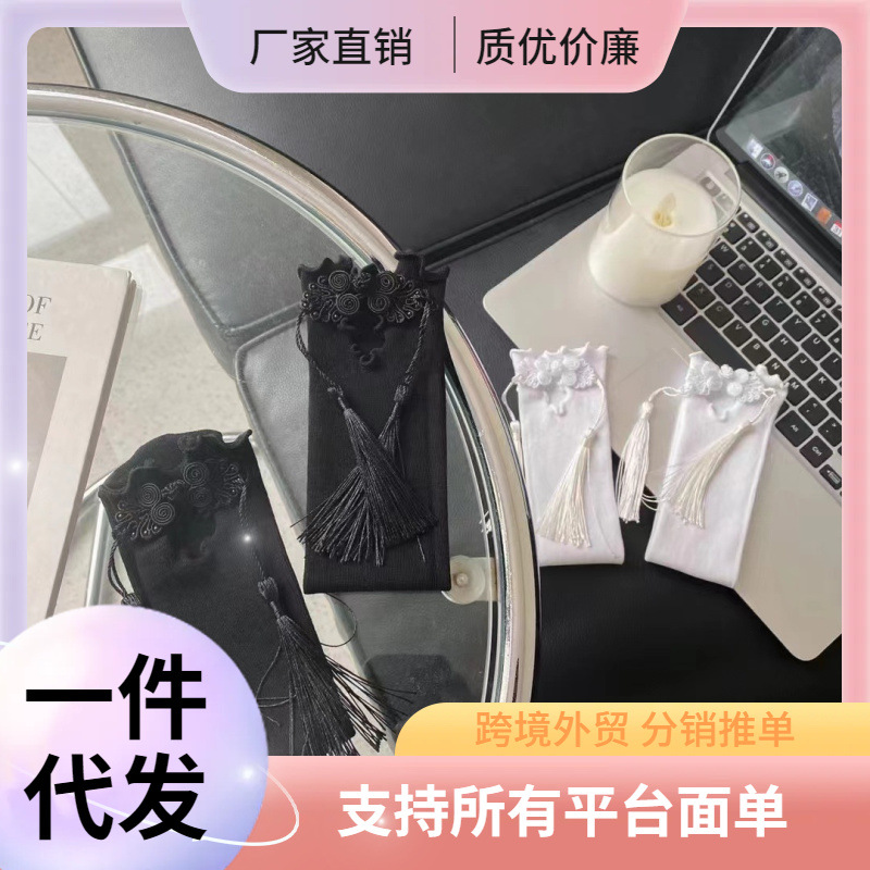 New Chinese-style buckle Chinese style spring and summer thin national tide black and white solid color cheongsam buckle tassel piled socks mid-tube women's socks
