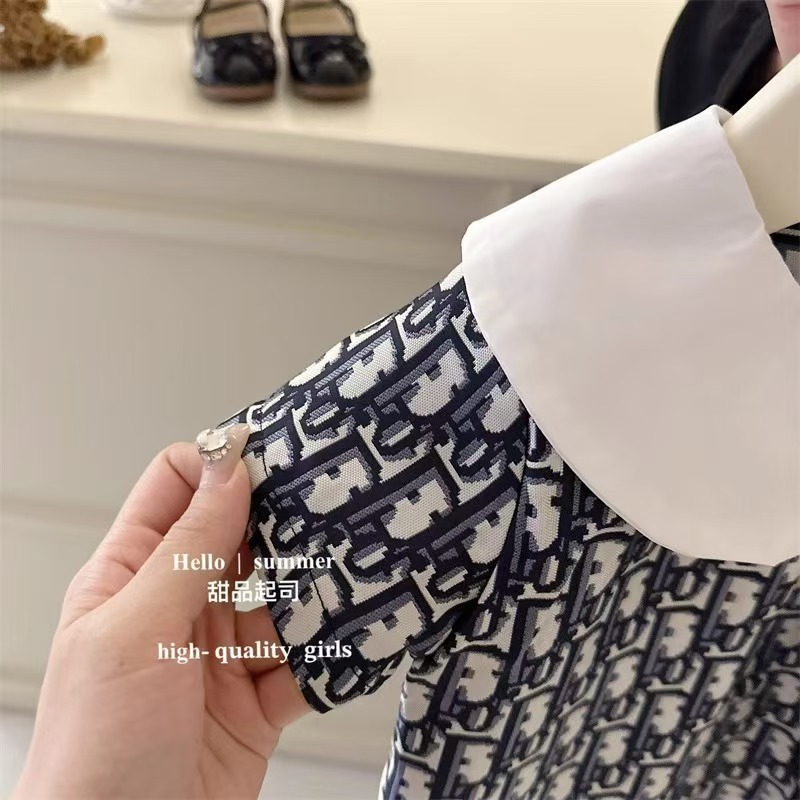 Picture of 2025 Summer High-end Sense New Girls Doll Collar Princess Dress Short Sleeve Lapel dress Girl Baby Dress