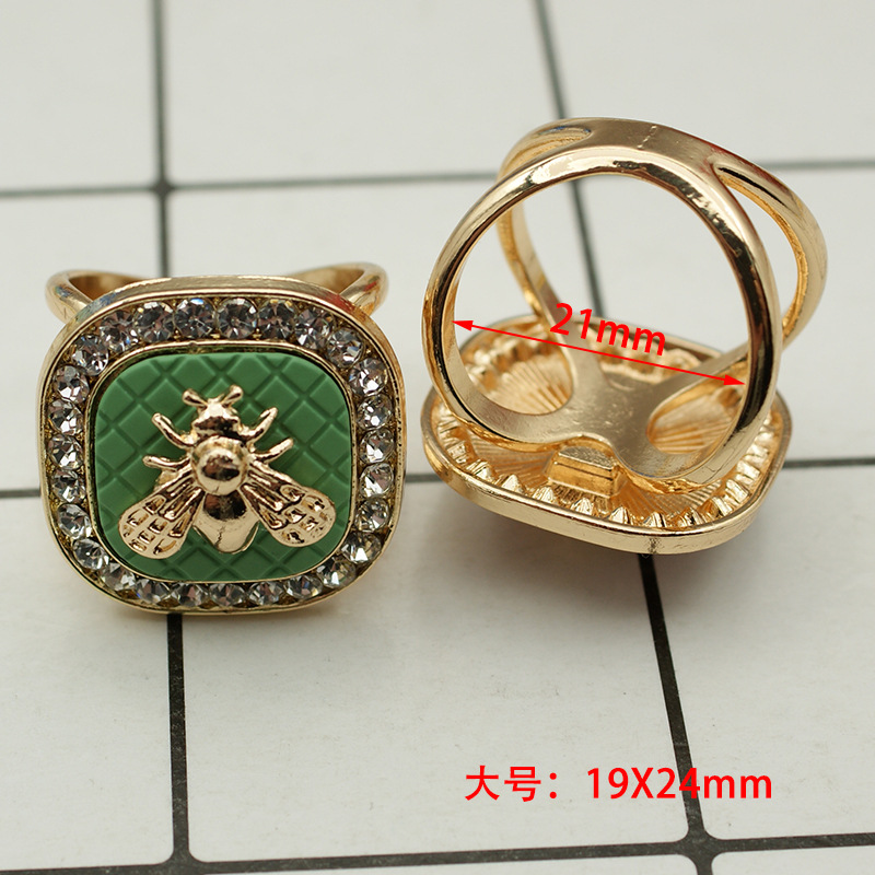 Picture of South Korea multi-functional scarf buckle high-grade Pearl fashion new Camellia windbreaker belt buckle high-end jewelry wholesale