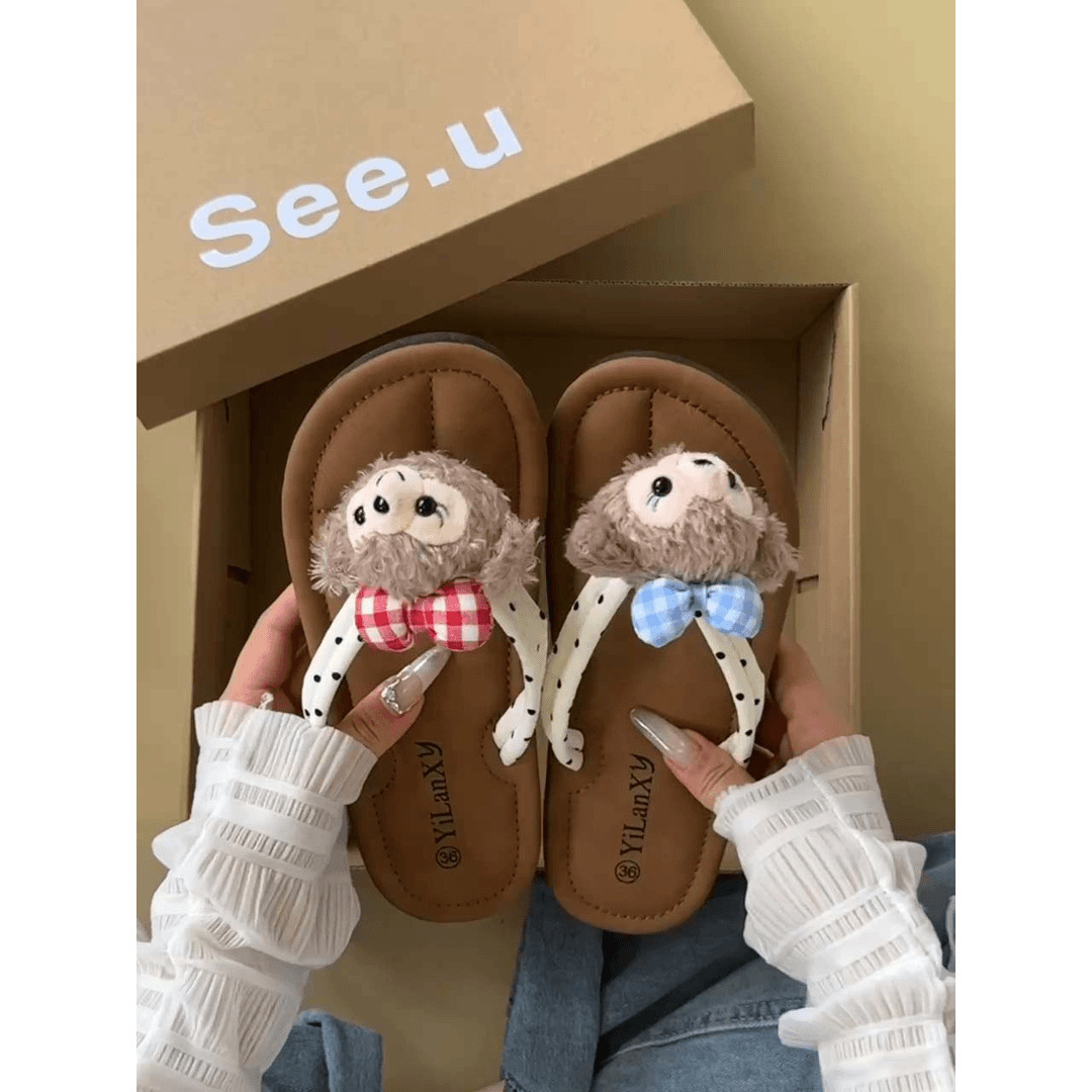 Polka Dot Cute Cartoon Soft-Soled Flip-Flops for Women to Wear Outside in Summer, Fashionable and Versatile Beach Flat Casual Slippers