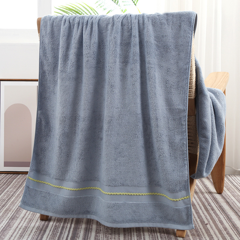 Picture of Bamboo fiber bath towel 140 * 70cm thickened 500g lint-free better than pure cotton soft absorbent baby gift