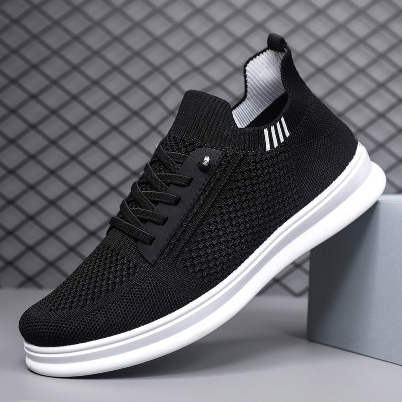 Hollow Fly Knit Men's Shoes Summer New Mesh Breathable and Comfortable Men's Slip-On Simple Round-Toe Men's Casual Shoes