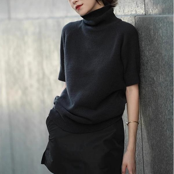 2024 Early Autumn Chanel Style Black Short-sleeved Turtleneck Sweater Women's Design Sense Niche High-end Sense Elegant Beautiful Top