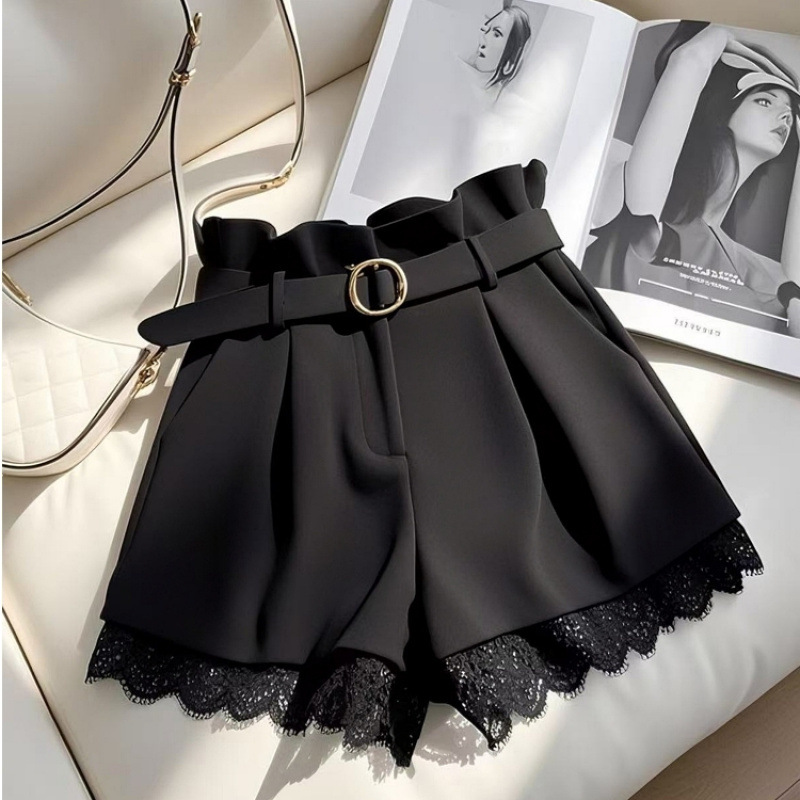 2025 Autumn Trend High-Waisted Slimming Versatile Casual Youthful Lace Design Stylish Pear-Shaped Black Shorts