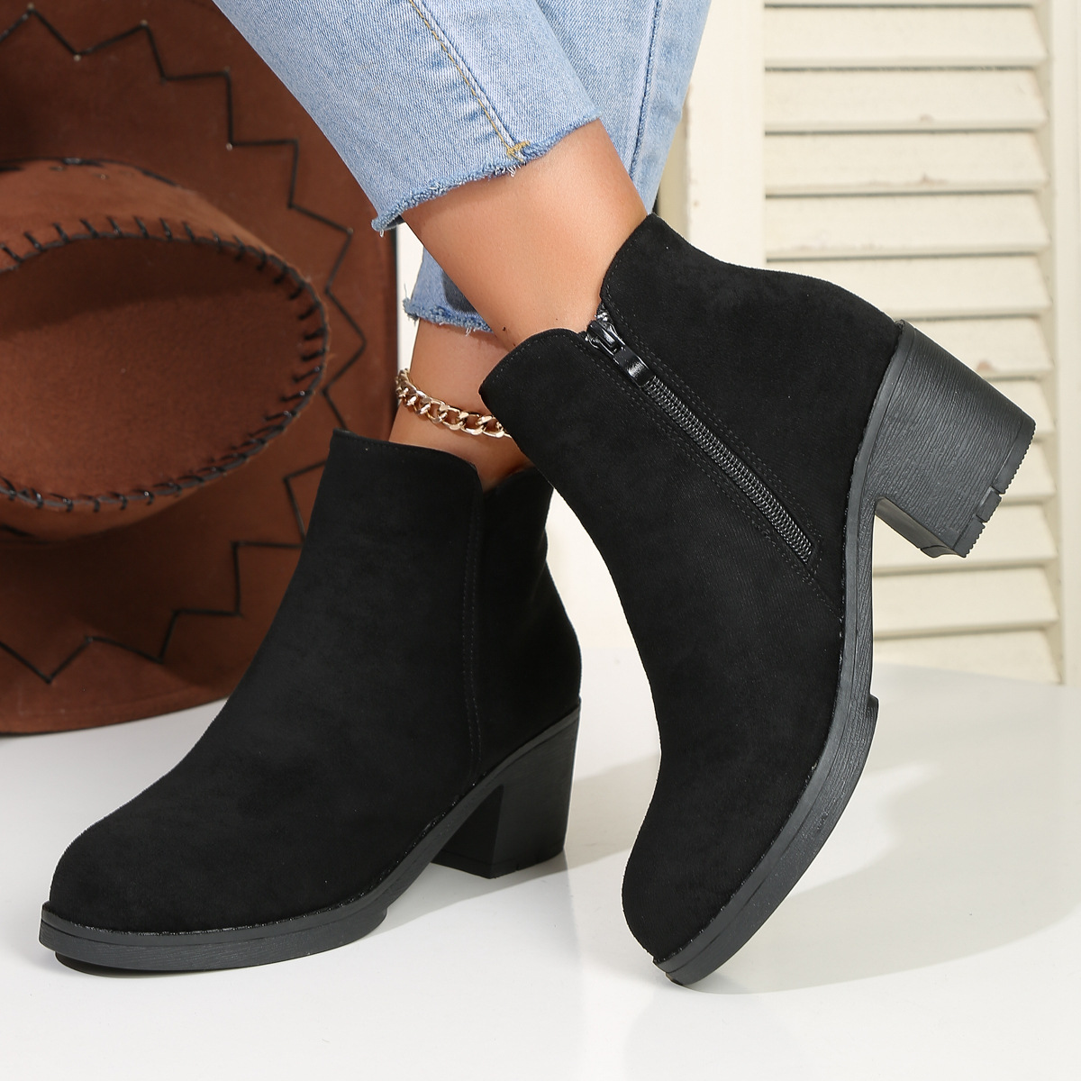 Picture of Foreign trade new plus-size suede side zipper short leg Martin boots women's cross-border round toe thick heel thin round toe skinny boots