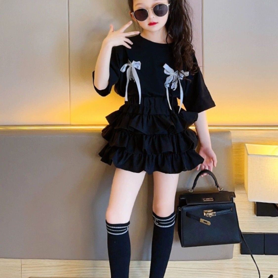 Picture of Girls Summer Suit 2025 New Cake Skirt Fashionable Kidsren's Short-Sleeved T-Shirt Fashionable Pleated Skirt Two-Piece Set