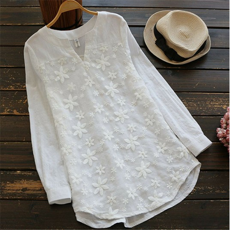 Japanese and Korean Popular 2024 Women's Lace Embroidered Long-Sleeved Shirts Loose Women's Tops T-Shirts for Women