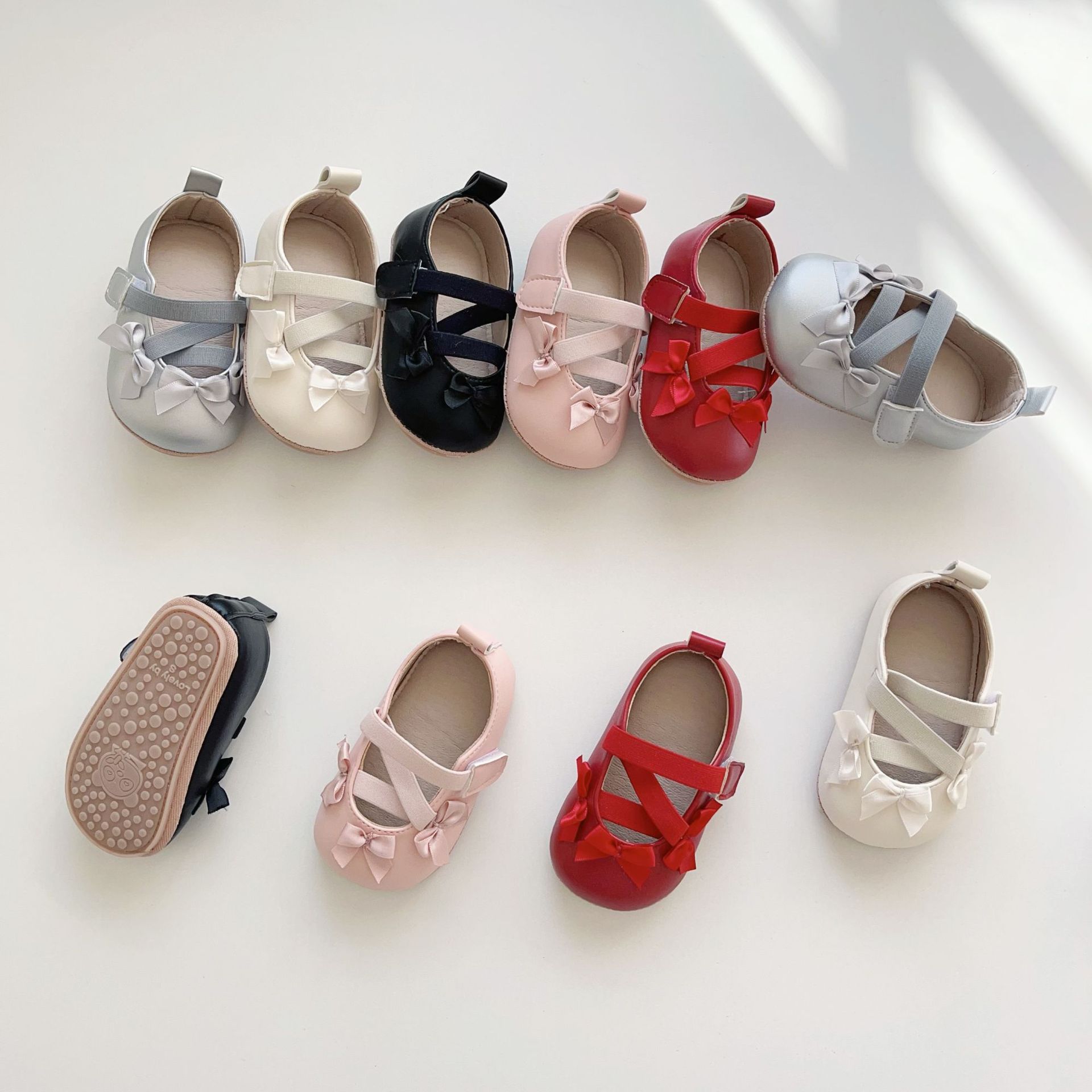 Ins Spring New 0-2 Years Old Baby Toddler Shoes Elactico Velcro Bow Princess Shoes Soft Sole Soft Surface Shoes