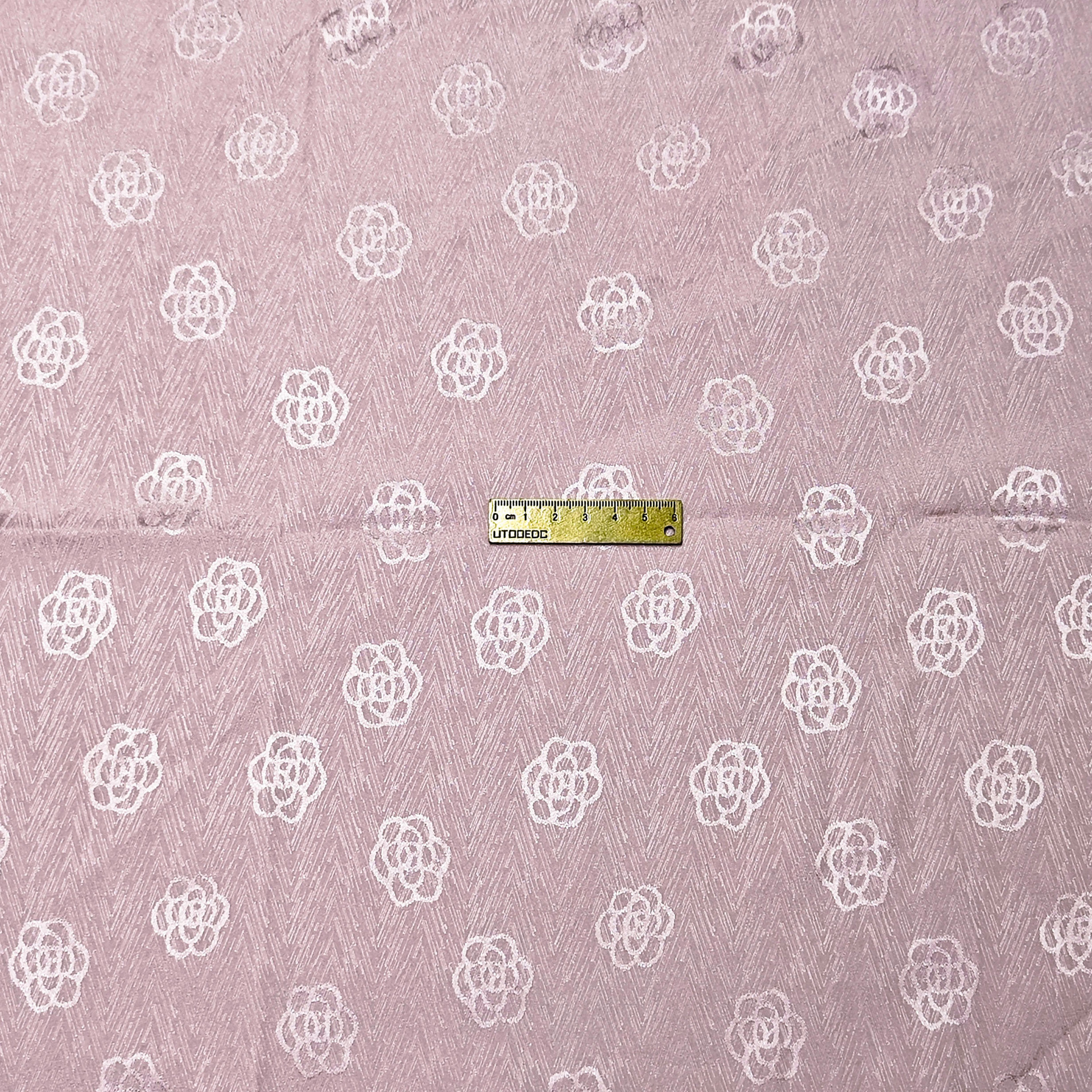 Picture of 160g woven human silk cut-out national style jacquard satin I rose flower women's jacket cheongsam Hanfu gift box