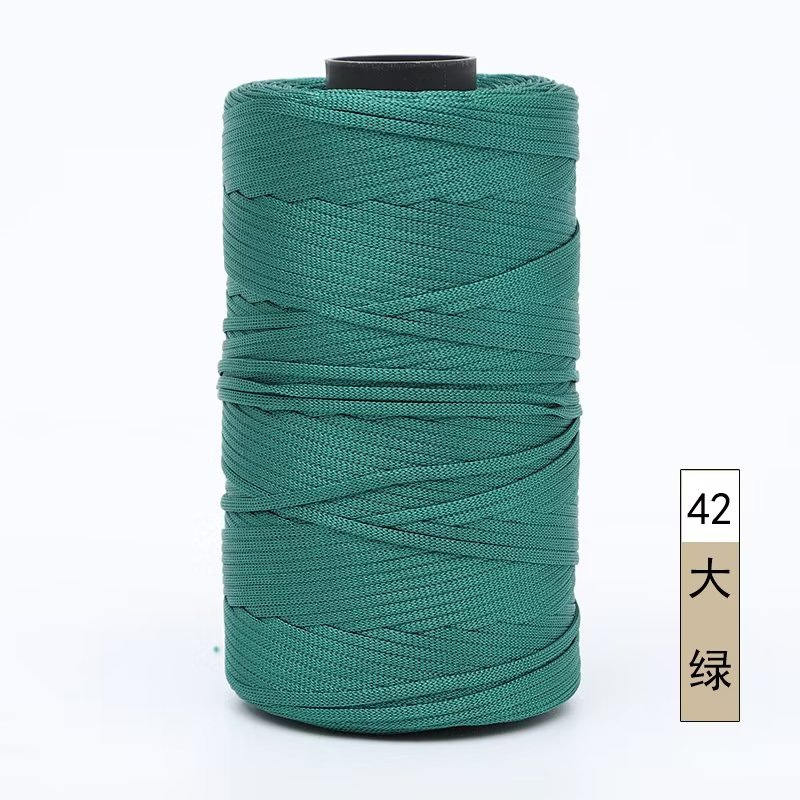 Picture of Spring and Summer peony hand bag crocheted material package ice hemp thread