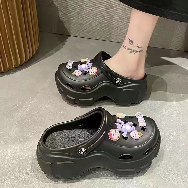 Picture of Baotou EVA hole shoes in 2025 new fashion and versatility student comfortable and casual two-wear non-slip slippers for women's summer