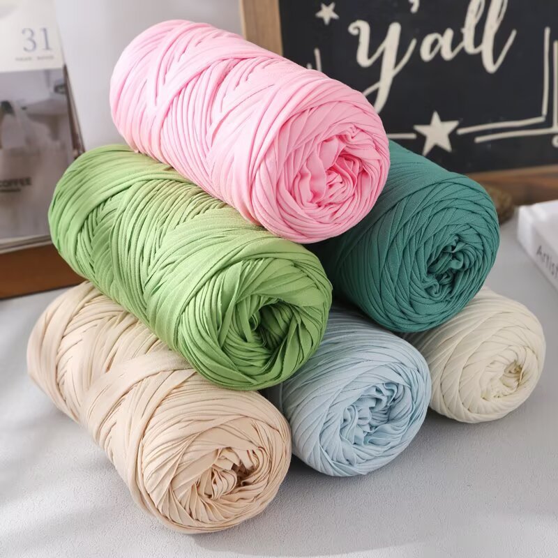 Cross-border new 200g fabric strip yarn large ball yarn DIY handmade knitted bags, thick wool yarn floor mat blanket manufacturer