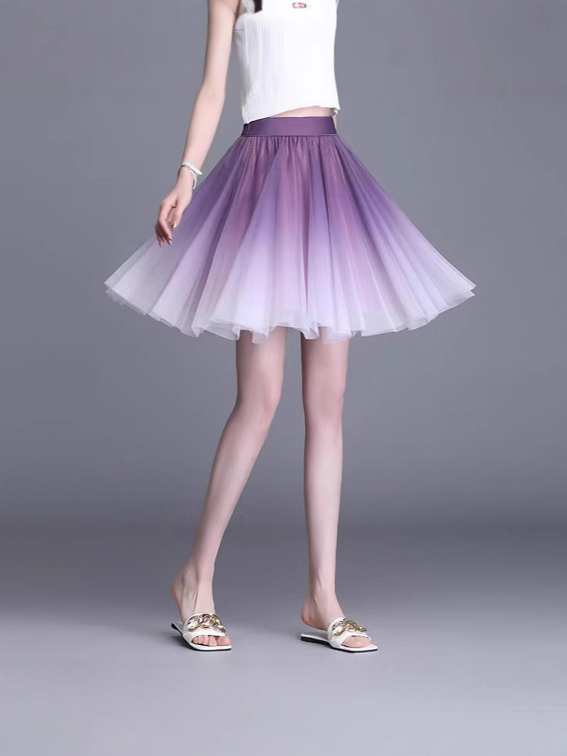 Summer Mesh Short Skirt Women's A-Line Skirt 2025 Contrasting Color Skirt Slimming Look Gradient Fairy Fluffy Skirt 1365