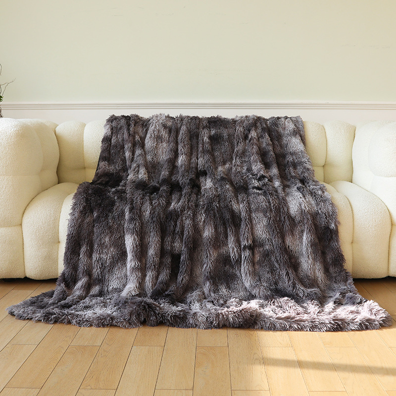 Four Seasons Universal Dormitory New Small Blanket Nordic Style Internet Popular Polyester Crystal Velvet Sofa Blanket Tie-Dye Nap Blanket