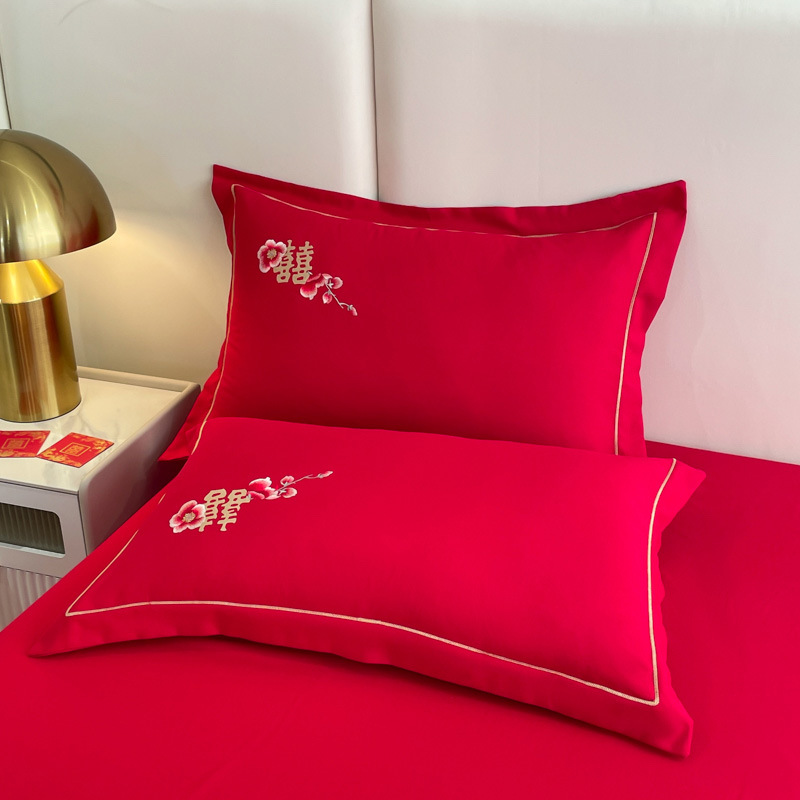 Picture of Comfortable Washed Thickeneded Brushed Wedding Embroider Four-Piece Set Red Wedding Quilt Cover Four-Piece Fitted Sheet Set