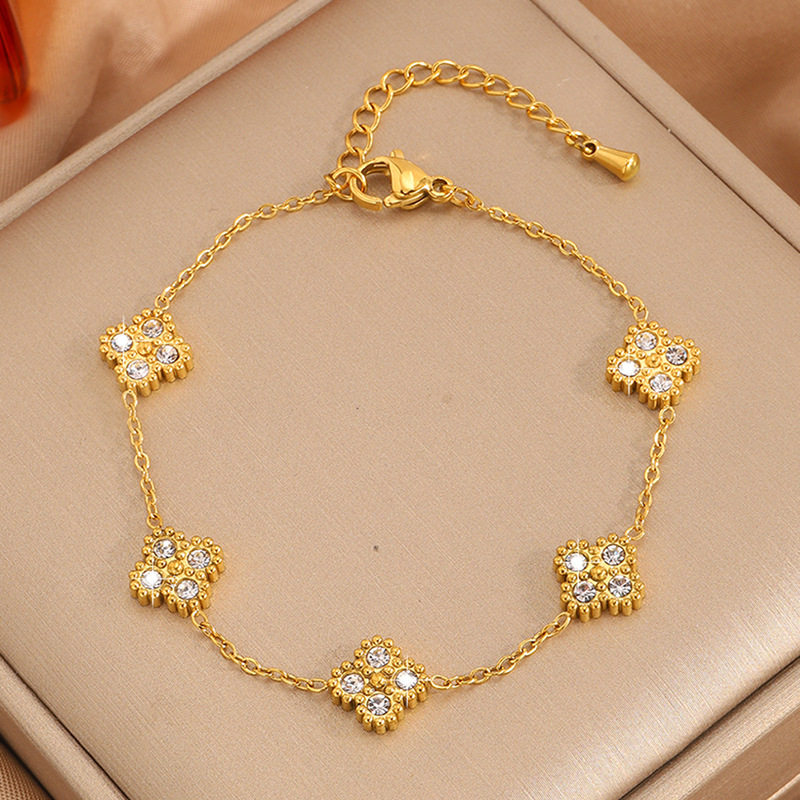 Cross-Border New Titanium Steel Bracelet for Women Full of Diamonds Four-Leaf Clover Bracelet Light Luxury High-End Non-Fading Stainless Steel Jewelry