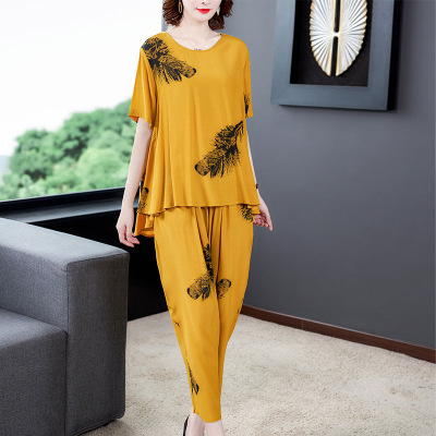 Picture of Middle-aged and elderly women's clothing mother 2021 new large size fashion suit women's summer Western style age-reducing harem pants two-piece set