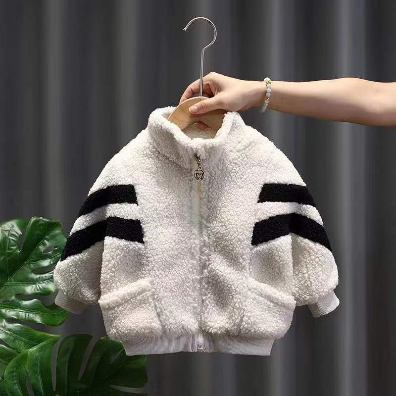 Picture of Children's Winter Clothing for Boys, Lamb Wool Jacket with Fleece Lining, Thickened for Older Children, Long-Sleeve Zipper, Girls' Lamb Wool Sweatshirt
