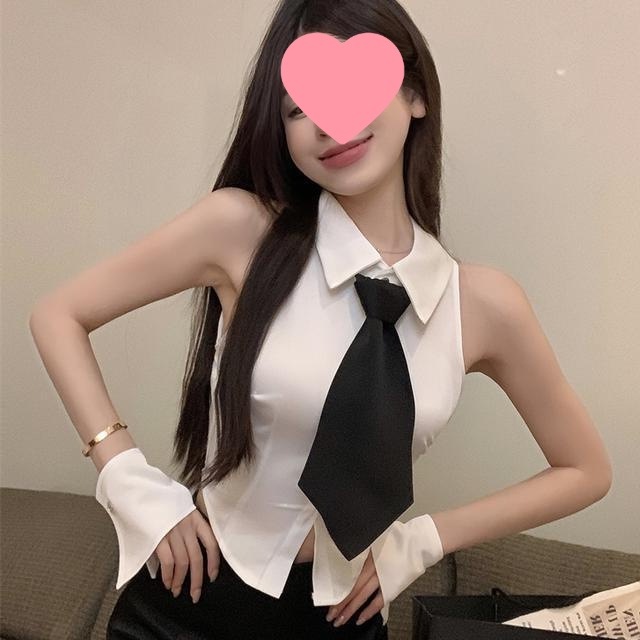 Tie Shirt Women's Design Sense Niche Sleeveless Vest Shirt Summer White Hot Girl Tight Waist Elegant Short Top