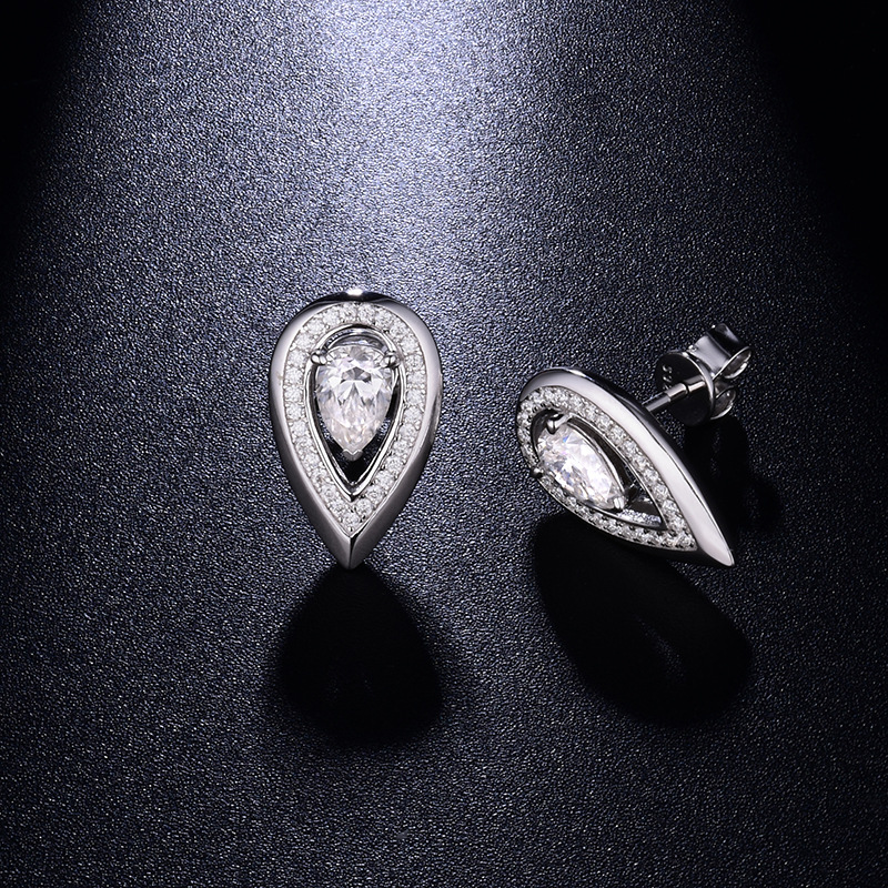 Picture of Independent station with mesica drop-shaped 4*6mm full Mosan drill earrings S925 silver plated 18k gold earrings