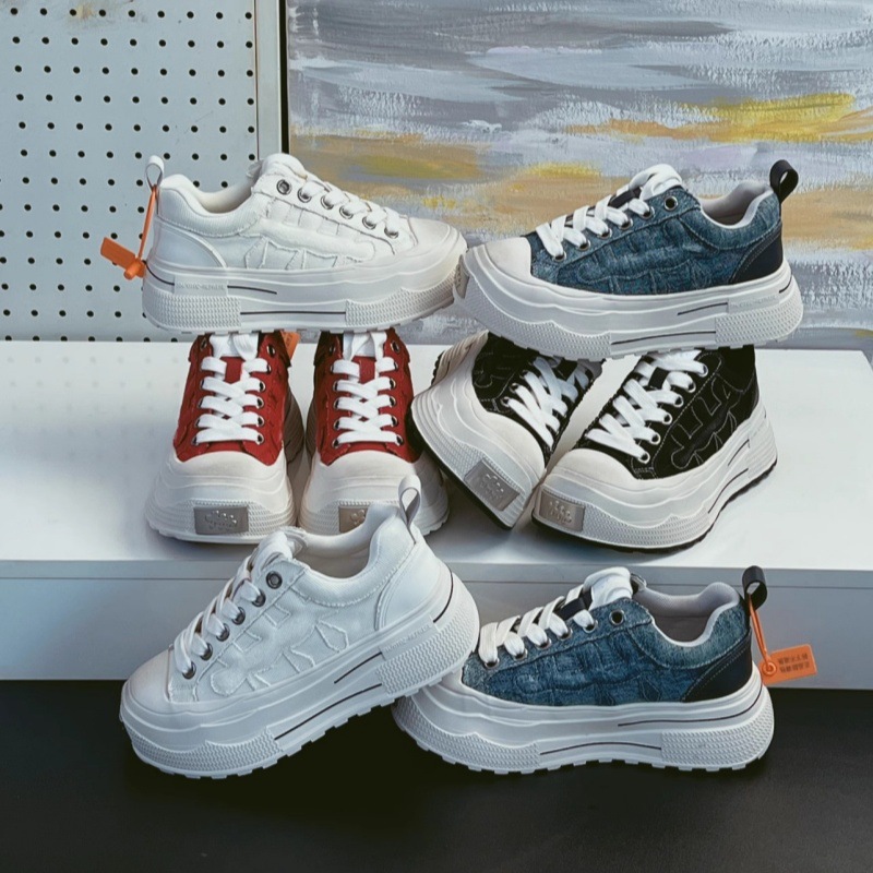 Niche Design 2024 Autumn New White Shoes Women's Thick Sole Increased Casual Board Shoes All-match Sports Shoes Trendy