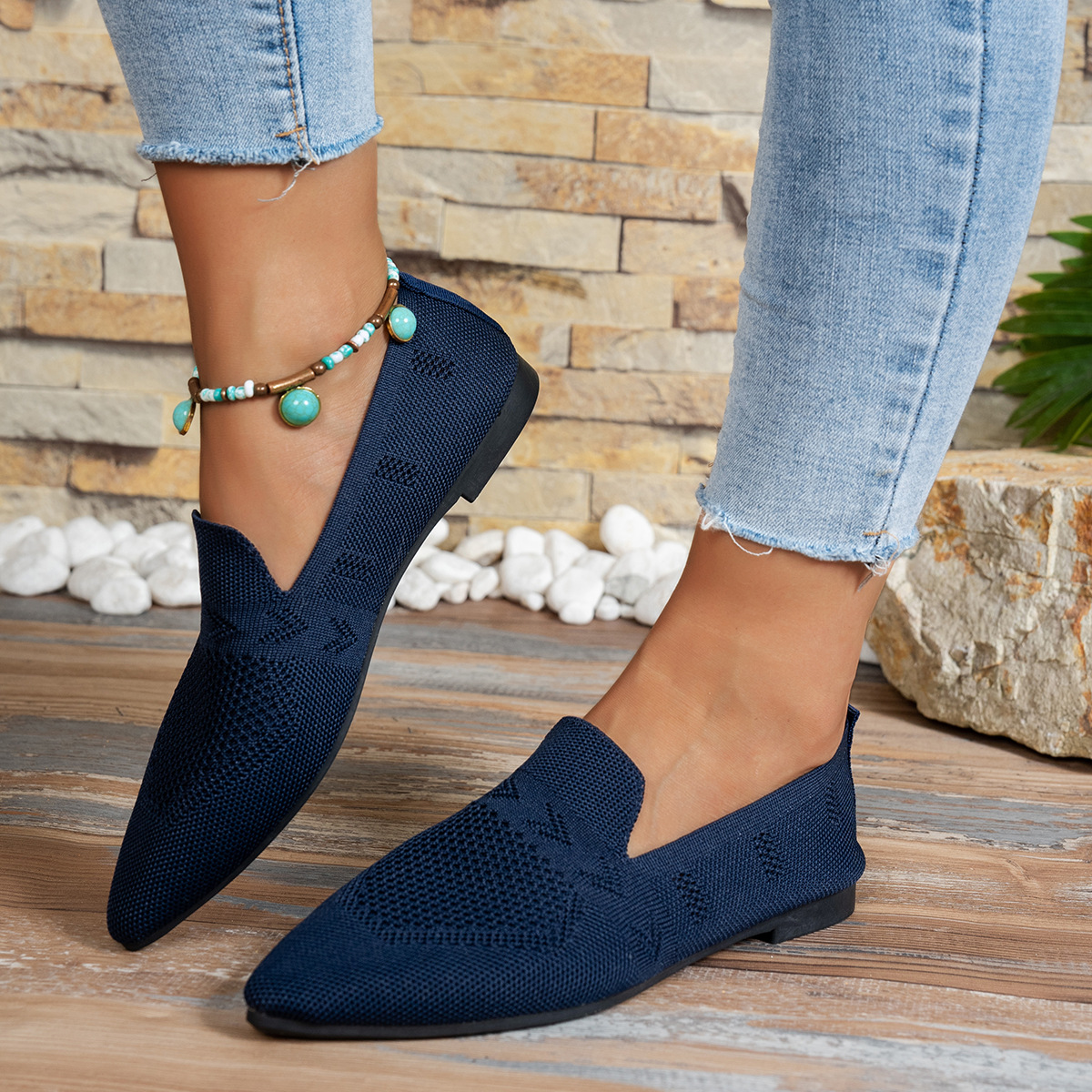 Picture of Spring 2025 European and American Large-Size Pointed-Toe Flat Loafers for Women, Casual Versatile Trendy Sweet Style