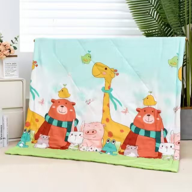 Artificial cotton children's cotton silk summer cool quilt whole cotton kindergarten summer close-fitting quilt with cool feeling can be washed with water