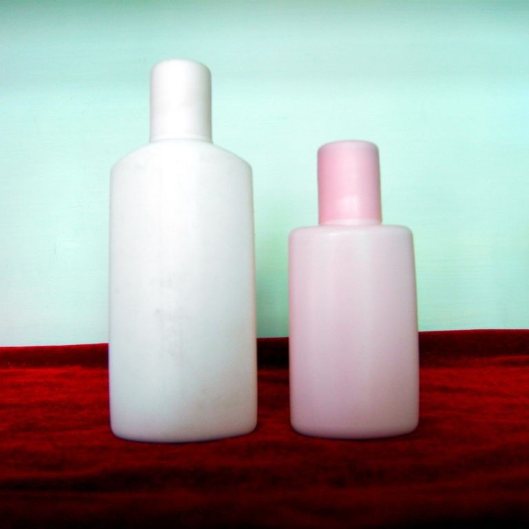 60ml 100ml oval flat pink cosmetics daily necessities plastic bottle lotion ointment packaging manufacturers