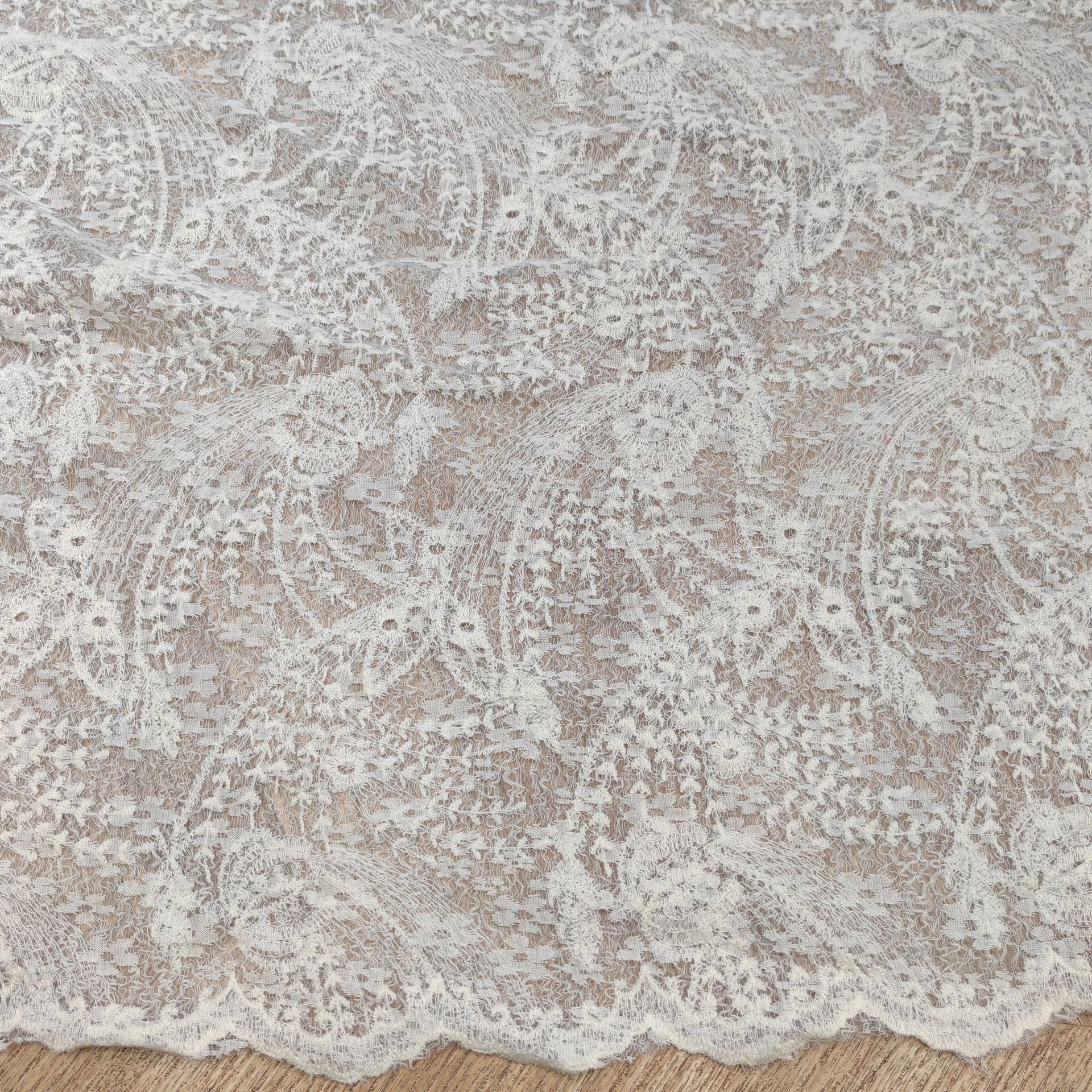 New Three-Dimensional Lace Cotton Thread Mesh Cotton Thread Embroidery Fabric Embroidered Lace Dress Women's Mesh Fabric
