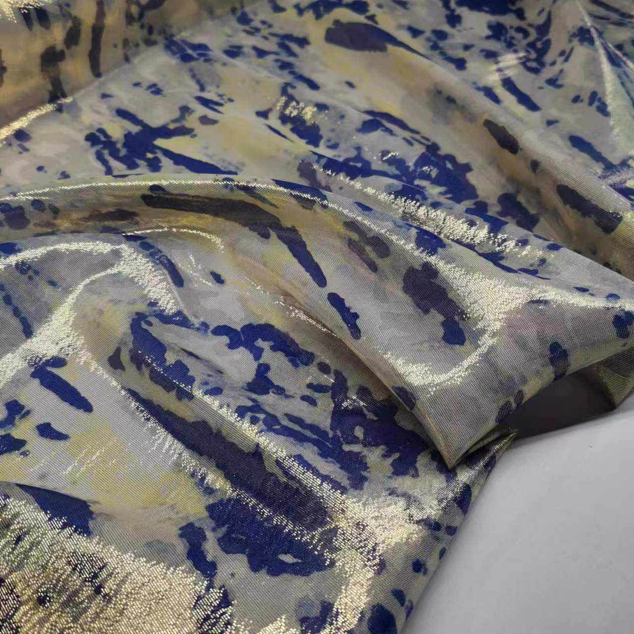 Gold Leather Mulberry Silk Shiny Silk Georgette Fabric 10mm Narrow Fashion Silk Fabric