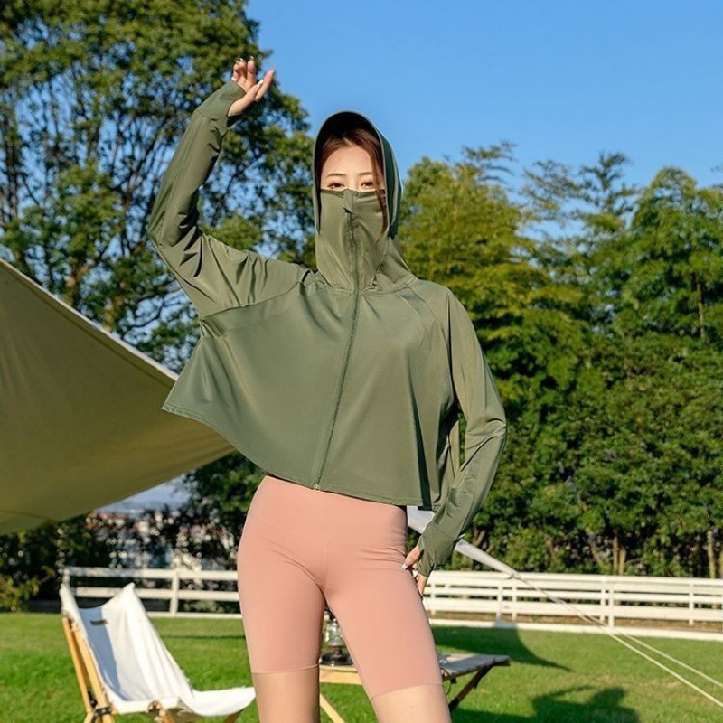 Picture of Ice Silk Sun Protection Clothing Women's Summer Thin UV Protection All-match Sun Protection Clothing Loose Sports Outdoor Hooded Coat Women