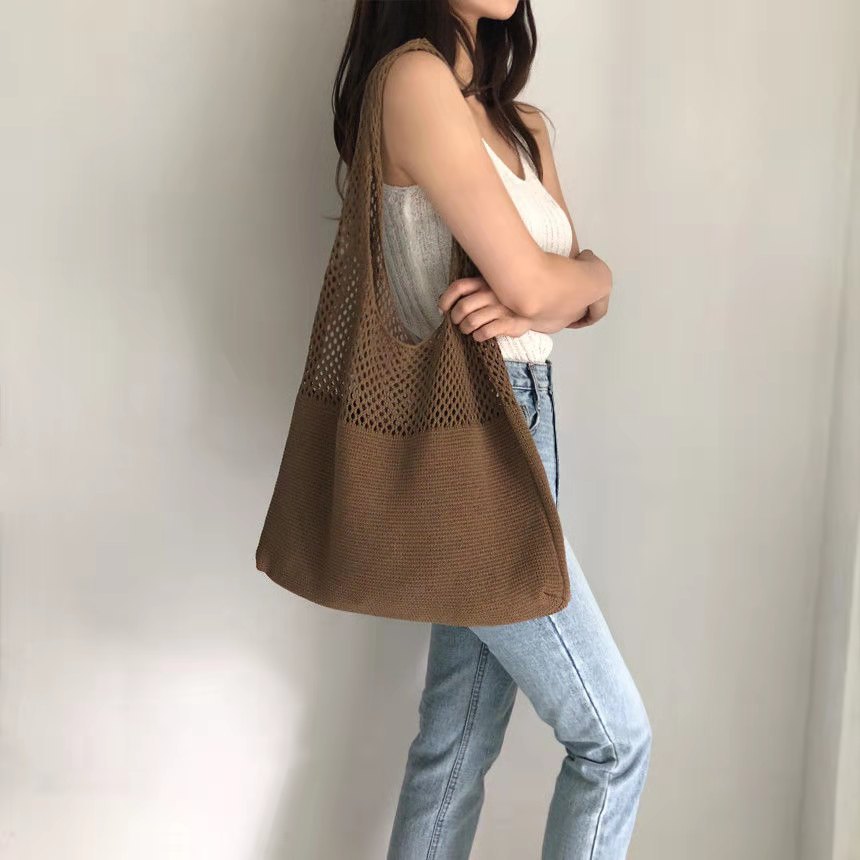 Picture of Cute Knitted Bags 2024 Fashion Hollow Handbags Fashionable and Easiest for Match Shoulder Bags Large Capacity Tote Bags Cross-Border