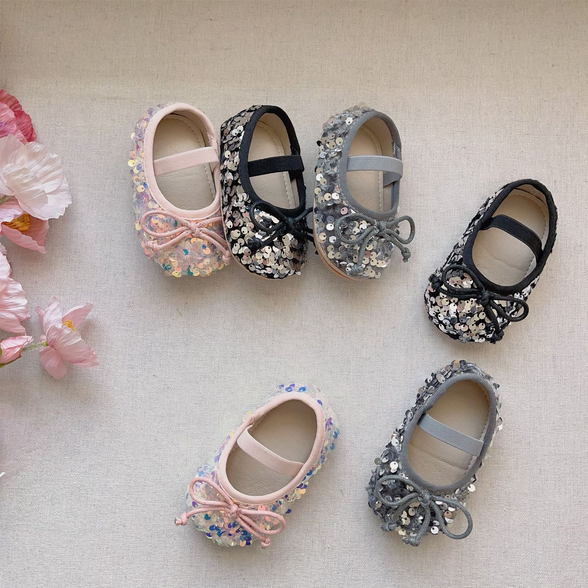Picture of Spring and Autumn New Girls' Shoes Baby Toddler Shoes Sequin Princess Shoes Women's Baby Shoes Korean Style Children's Small Single Shoes