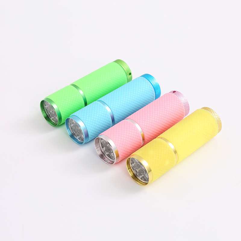 9LED mini luminous LED flashlight 9LED aluminum alloy flashlight-white light daily lighting gift flashlight