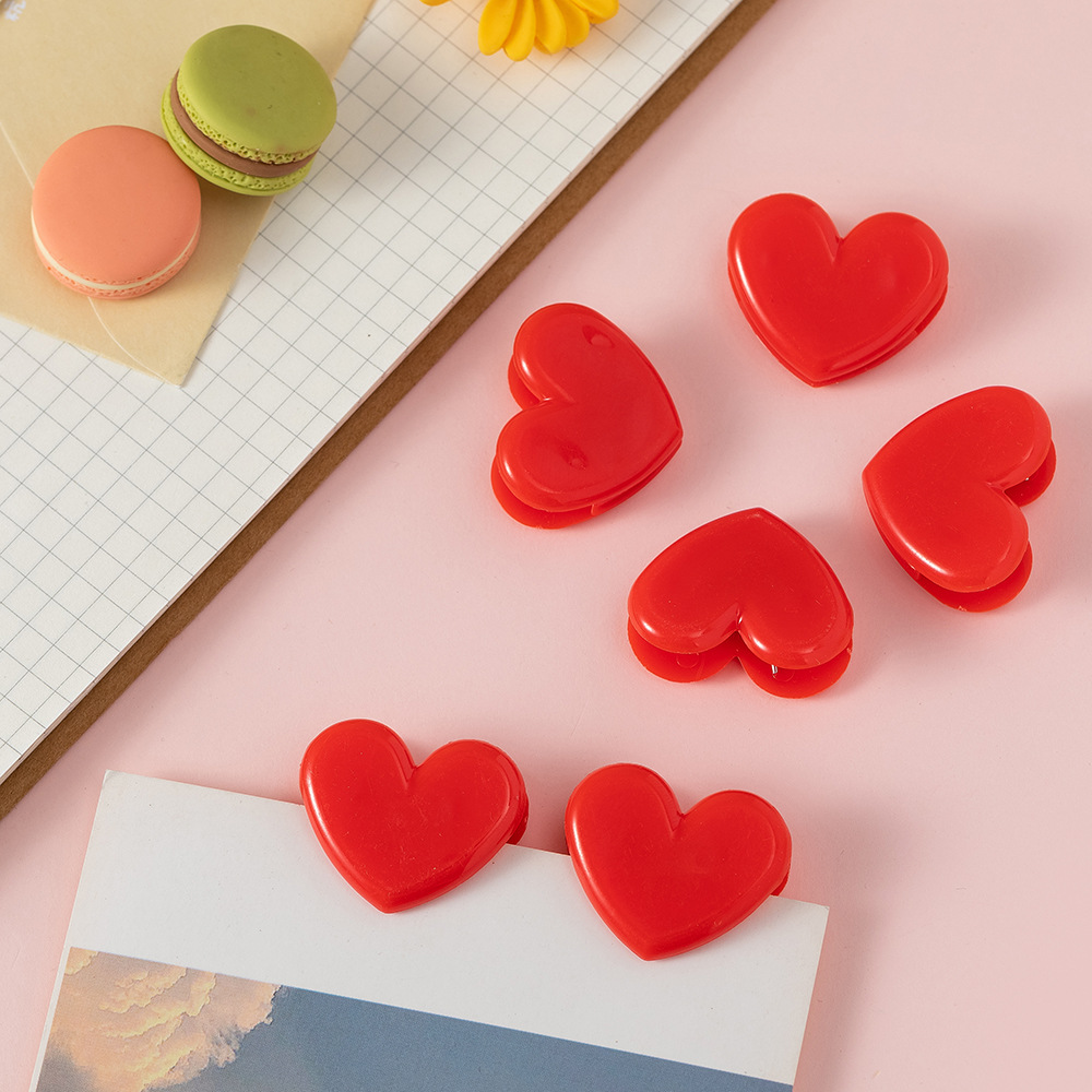 Picture of Japanese girl heart cute pink decorative small clip love clip decorative photo clip material storage clip sealing clip