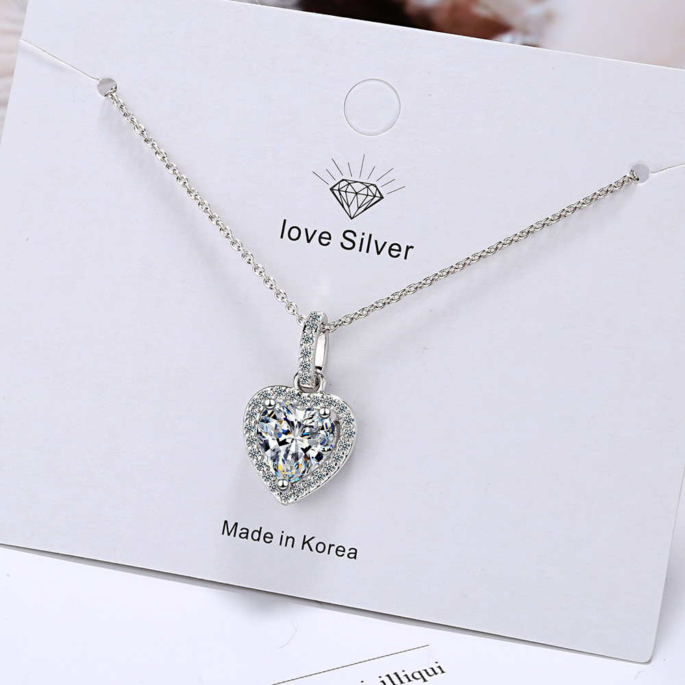 Picture of Zircon Necklace Women's Heart-Shaped Diamond Short Clavicle Chain Simple Elegant Internet Popular Ins Love Pendant Women's Pendant