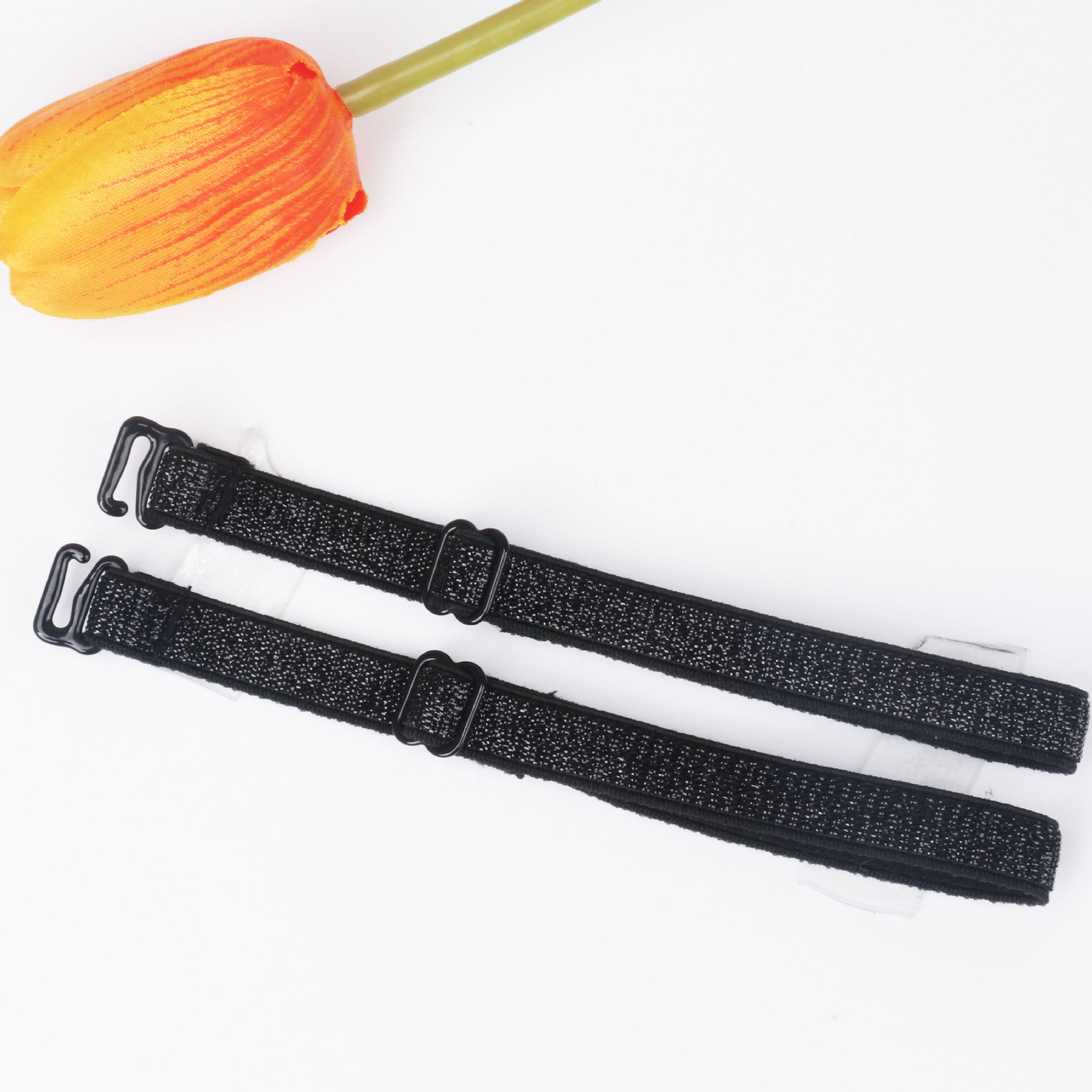 Picture of Invisible Shoelaces to Prevent Heel Falling Off, Small Gifts, Transparent High-Heeled Leather Shoes, Triangular Drawstrings, High-Heeled Shoelaces