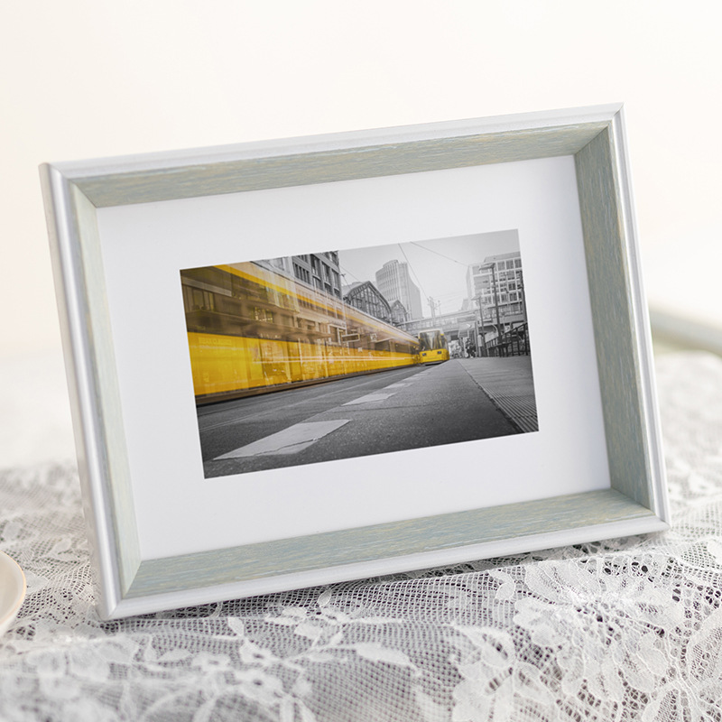 Picture of European retro photo studio wedding photo frame 6 inch table 7 inch 8 inch 10 photo wall a4 simple oil picture frame wholesale