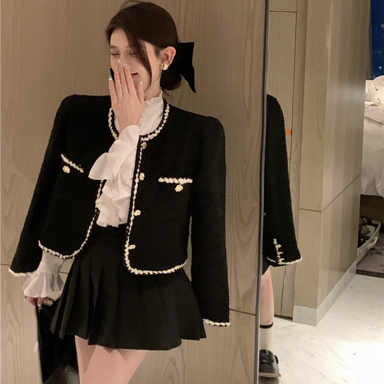 Picture of Rich Daughter Tweed Style Short Outwear 2024 Autumn and Winter New Slim and Versatile Retro Duffle Elegant Black Top