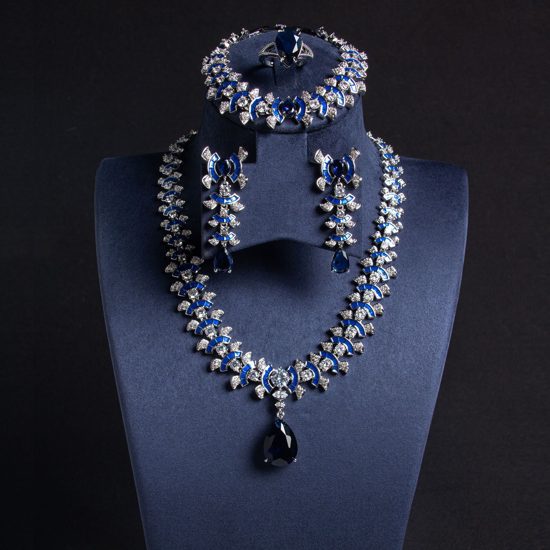 Picture of European and American Cross-border High-set Jewelry Necklace Earrings Ring Bracelet Four-piece Banquet Luxury All-match Jewelry for Women
