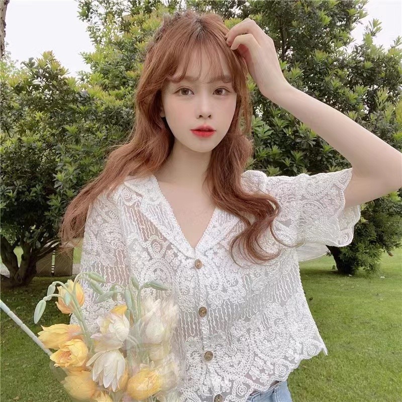 New lace top women's summer thin cardigan design hollow embroidered suit collar high waist short sleeve shirt