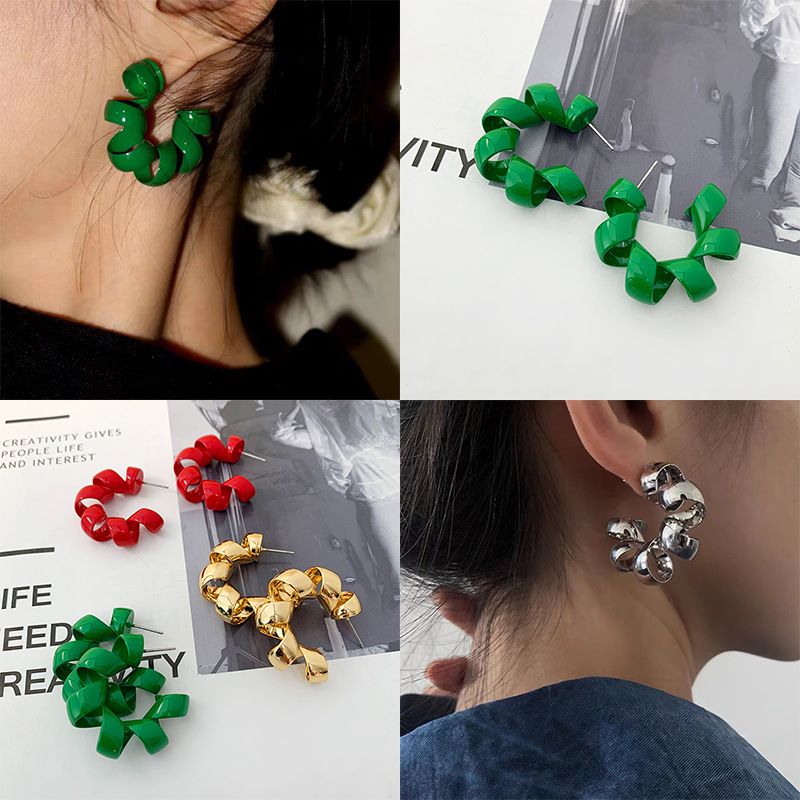 European and American Exaggerated Style New Spring Earrings Vintage Earrings Color Telephone Line Earrings Handmade Tassel